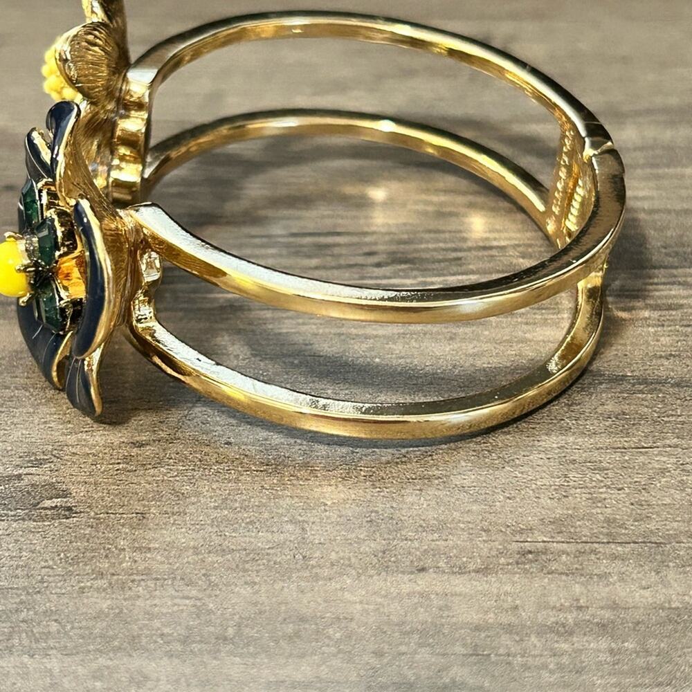 Talbots Enamel Flowers jeweled Hinged Bangle Cuff Bracelet #163. Large - Picture 4 of 9